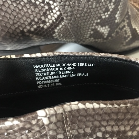 Massini Nora FAUX Snake Skin Boots - Picture 11 of 12